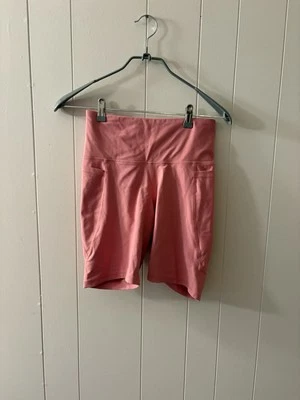 Pantalones Cortos de Bicicleta Old Navy Para Mujer Rosa Mediano Activo Go-Dry Tiro Alto Bolsillos Laterales M3 Foto 1 de 4