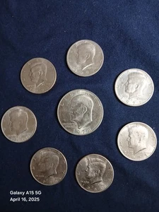 Lot Of 8 Coins - Picture 1 of 17