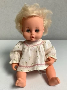 Palitoy Teeny Weeny Tiny Tears Doll , Drink And Wet Vintage With Original Dress - Picture 1 of 11