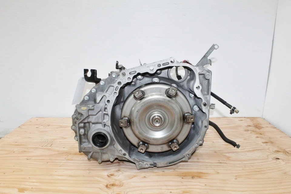 2011 2012 2013 JDM Toyota Sienna Transmission 2.7L 4 Cylinder 1AR-FE - Image 1 of 4