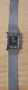 GRUEN Quartz Wristwatch . 200-2035. Stainless Steel Back. - Picture 1 of 5