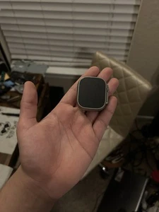 Apple Watch Ultra (2022) GPS + Cellular 49 mm - Titanium Natural Titanium - Picture 1 of 8