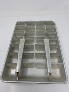 Frigidaire Quickube Aluminum Ice Cube Tray – DOUBLE Metal Quick Release  Vintage - Picture 1 of 5
