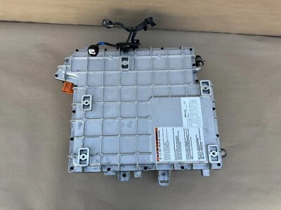 2014-2019 Kia Soul EV Battery Onboard Charger Unit 36400-0E040 - Image 1 of 4