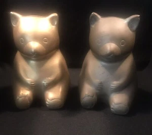 Vintage Brass Bear Banks.Left foot turned. - Picture 1 of 4