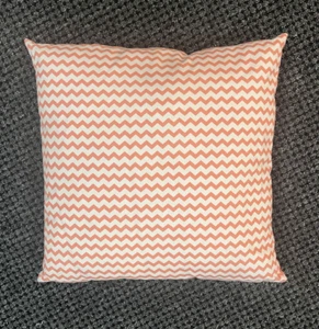 Kissen*Dekokissen*Kuschelkissen*Orange*Lachs*Weiß*Couchkissen - Picture 1 of 3