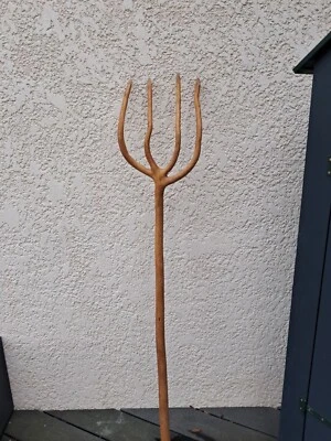 Fourche en bois ancienne belle décoration pur une deco champêtre, un mariage - Photo 1/3