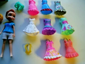 Polly Pocket Set-Mattel-Fash-Tastic B Day Pack-Plus zusätzliche Hunde Patch Baby + mehr - Bild 1 von 6