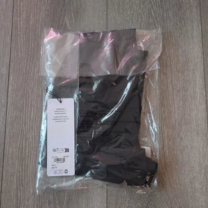 ALO YOGA 5" Airbrush High-Waist Biker Short Size XS Black  - Picture 1 of 4