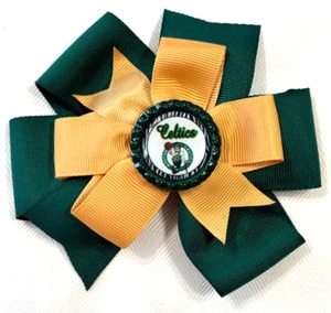 Beautiful Boston Celtics inspired hair bow for girls. - Picture 1 of 2