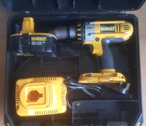 DeWalt 18V XRP Drill Driver DC920, Charger DE9130, 1 Battery DE9503 NiMH 2.6Ah - Picture 1 of 9