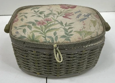 Cesta de costura de mimbre vintage con tapa de tela floral forrada ovalada organizadora de almacenamiento Foto 1 de 4