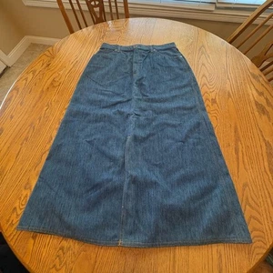 Vintage Levis 70’s - 80’s Era MIDI Denim Jean Skirt 32” waist. - Picture 1 of 9