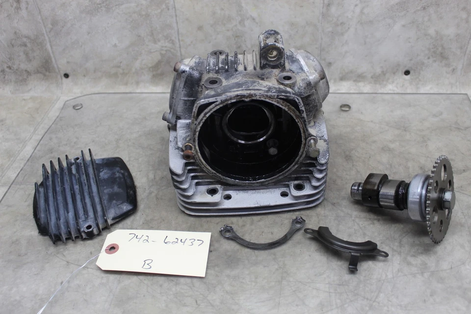 89-91 Yamaha Moto 4 250 OEM Motor Extremo Superior Culata con Árbol de Levas LEER DESCRIPCIÓN Foto 1 de 4