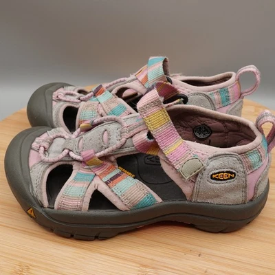 Sandalias Keen para niños pequeños talla 12 Newport H2 senderismo acuático arco iris punta cerrada 1006567 Foto 1 de 4