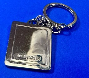 Nine West rechteckiger Edelstahl Schlüsselanhänger Schlüsselring Kette Anhänger Anhänger - Bild 1 von 10