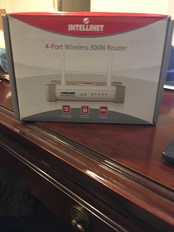 Brand New Intellinet 4-Port Wireless N300 Router - Image 1 of 4