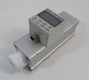 Used SMC Digital Flow Switch PFA703H-10-28, MAX Press.: 1.5MPa (wrs) - Picture 1 of 9