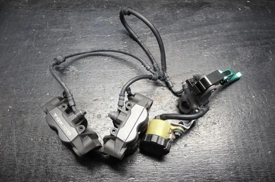 09-12 JUEGO DE PINZAS DE FRENO DELANTERAS DERECHA IZQUIERDA HONDA CBR600RR OEM PAR MASTER 10 11 Foto 1 de 4