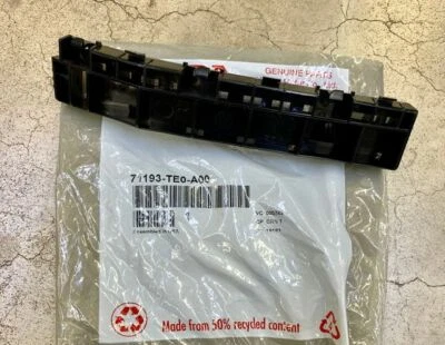 Genuine Honda 08-12 Accord 2dr Right Front Bumper Side Spacer 71193-TE0-A00 - Image 1 of 4