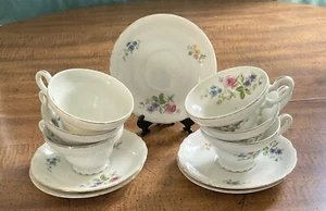Vintage Yamaka China, Six Cups, Five Saucers, Floral Pattern, Scalloped Foot - Picture 1 of 3