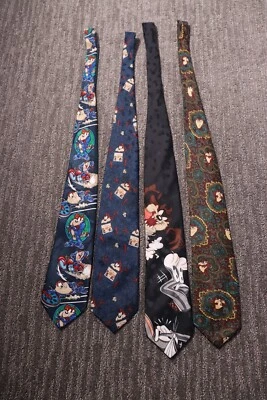 LOTE DE 4 Gravatas Tasmanian Devil Looney Tunes Warner Bros Anos 90 - Imagem 1 de 4