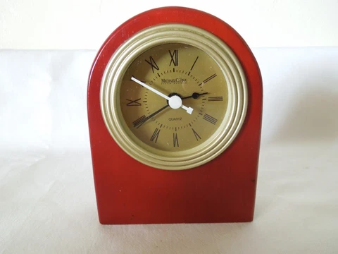 Quartz Desk / Shelf Clock Wood Frame Glass Lens Michael C. Fina Fifth Avenue Cover