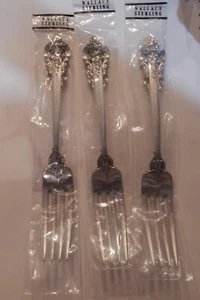 Grande Baroque von Wallace Sterlingsilber Tafelgabel 7 1/2" VERSIEGELT ALTER BESTAND - Bild 1 von 1