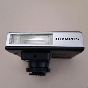 Olympus FS-FL14 Shoe Mount Electronic Flash Silver - Picture 1 of 2