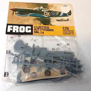 Frog Model Kit Curtiss Kittyhawk Mk. Ia Scale 1:72 - Picture 1 of 3