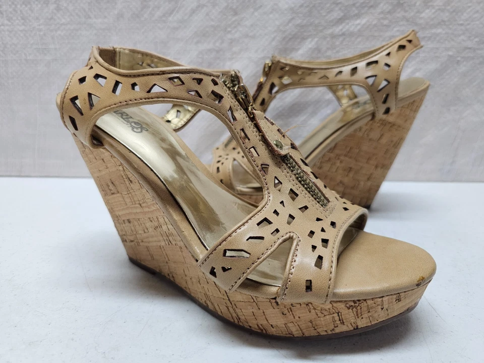 Zapatos de salón Carlos by Carlos Santana para mujer talla 6 4,5" de corcho con cuña perforados Foto 1 de 4