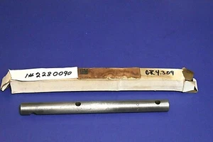 1ST Reverse Transmission Shaft 1959-1996 Chevy GMC Truck Clark 5 Speed 2280090 - Picture 1 of 9