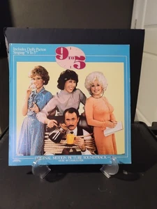 9 to 5 Movie Soundtrack Vinyl LP Dolly Parton VG - Picture 1 of 15