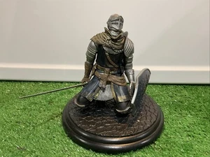 Statua statuina cavaliere anziano Toru Paca Dark Souls Badai - dettaglio artigianale WoW - Foto 1 di 24
