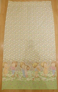 ***Very Rare*** Betsey Clarke (Hallmark) Vintage Childrens Curtains ~ Dorma 1979 - Picture 1 of 4