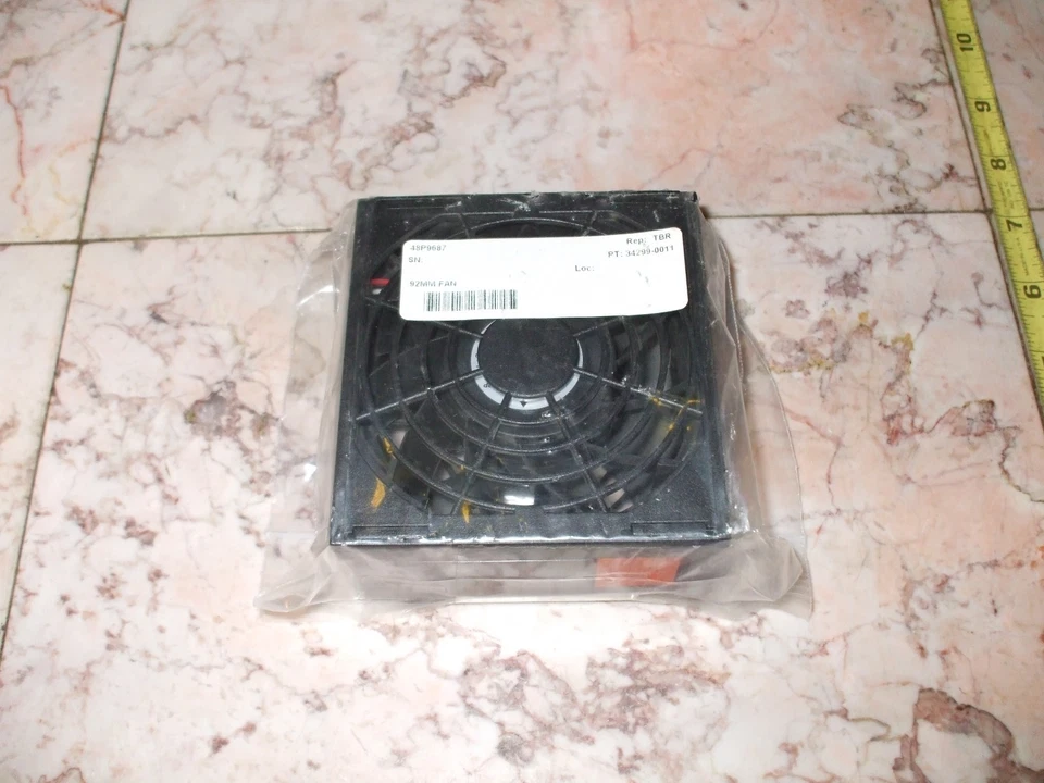 IBM 48P9687 XSERIES 92MM FAN - Image 1 of 1