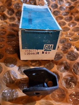 GM Plástico PESTILLO CAPÓ GMC Blanco Chevrolet Camión, Autobús, Semi Pete Detroit Diesel Foto 1 de 3