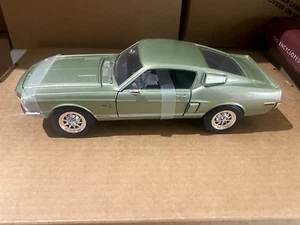 Road Signature 1968 SHELBY GT-500KR Diecast Metal NEW Without Box - Picture 1 of 5