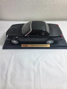 Maisto Special Edition 2002 Ford Thunderbird 1/18th scale JD1057 - Picture 1 of 5