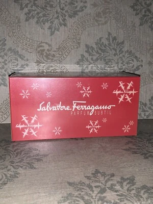 SALVATORE FERRAGAMO Pour Femme 1.7 oz EDP + 2.5 lotion. Set - NIB — 第 1/3 张图片