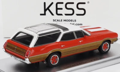 wonderful resin-modelcar 1:43 OLDSMOBILE VISTA CRUISER 442 - orange/white - 1972 - Image 1 of 2