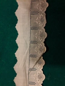 historische Baumwollspitze, bestickt, 0,53 m, Breite 6 cm - Bild 1 von 2