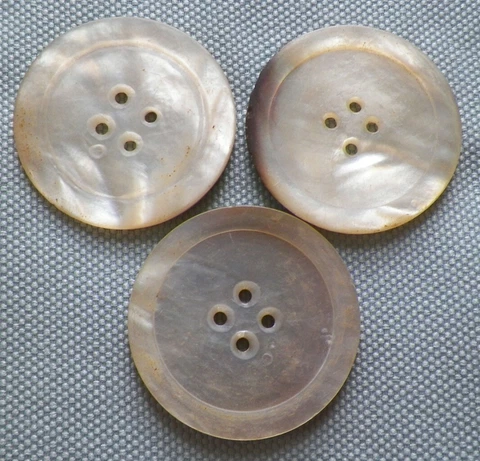 3 Antique Mother of Pearl Buttons Carved Circles Large Spots Smoke 4 Holes #53 Cover