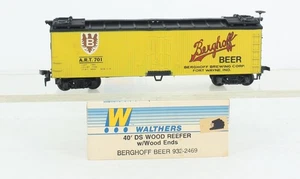 HO Walthers 932-2469 Berghoff  Beer 40’ Billboard Wood Reefer Built Excellent - Picture 1 of 6