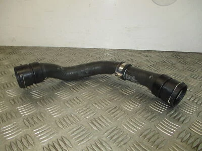 Mercedes GLA 200D 2018 2,1 diésel 651,930. Tubo/manguera de refrigerante de agua A6512000182 Foto 1 de 4