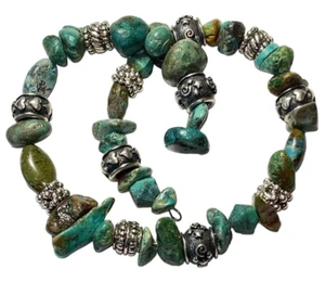 Pulsera Flexible Bobina Piedra Tono Turquesa y Plata Simulada Variscita - Imagen 1 de 4