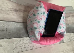 Flamingo Desktop iPad tablet Kindle Nook dispositivo cuscino supporto fagioli - Foto 1 di 8