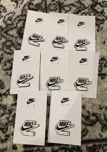 Las mejores ofertas en Prendedores y broches de moda Nike | eBay