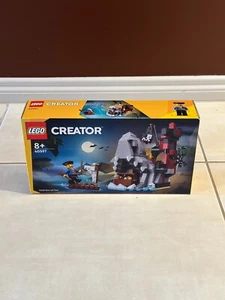 Brand New - LEGO Creator Scary Private Island 40597 Sealed -310BNIB - Picture 1 of 6