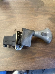 Palanca de cambios eléctrica de transmisión Fuller RTO16910C-AS2 - Usada | P/N 0631252000 - Imagen 1 de 6